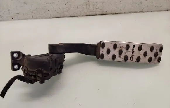 Porsche Cayenne (9PA) Accelerator throttle pedal 7L0723507