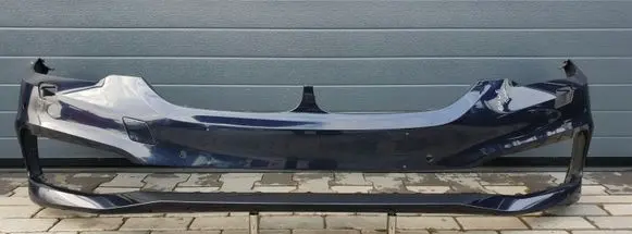 BMW 5 G30 G31 Front bumper 7385336