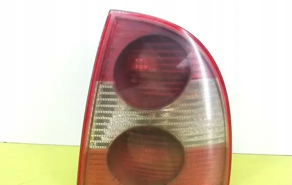 Volkswagen PASSAT B5.5 Rear/tail lights
