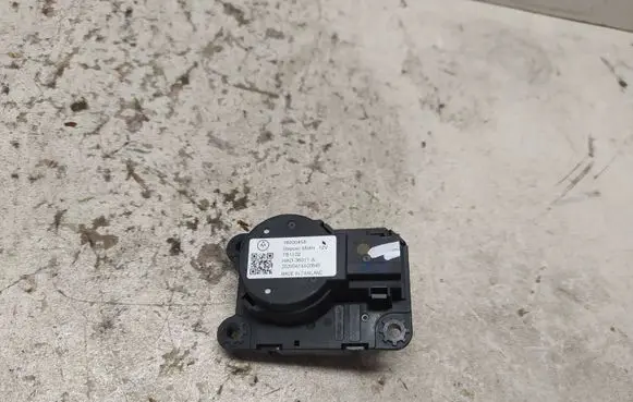 Peugeot 2008 II Air flap motor/actuator 16000458