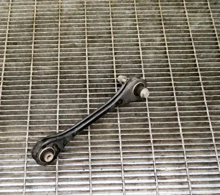 Volkswagen Golf VII Rear upper control arm/wishbone 5Q0501529