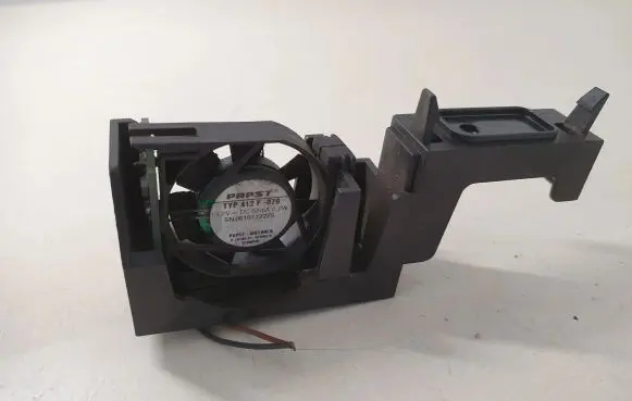 Mercedes-Benz Vito Viano W639 Engine control unit/module fan A6396890279 A6396890279004