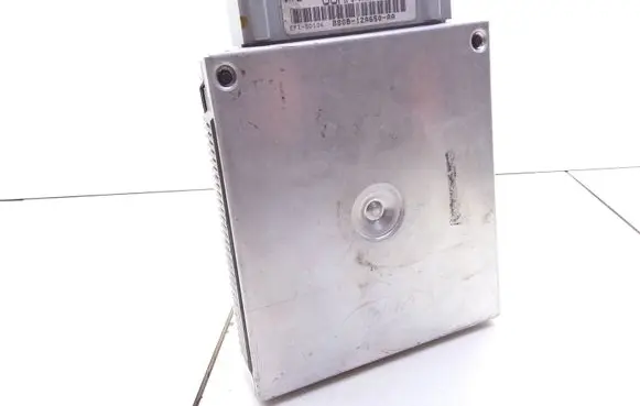Ford Sierra Engine control unit/module 88GB12A650AA 8GAA