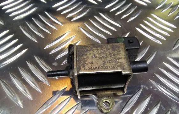 Audi A6 S6 C5 4B Turbo solenoid valve 026906283H 72161000
