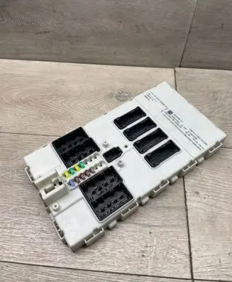 BMW 3 F30 F35 F31 Central body control module 9314235 8170573952 50481750