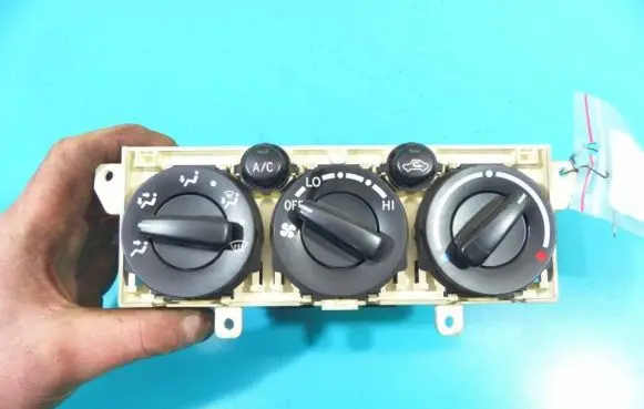 Toyota Avensis T220 Climate control/heater control trim 55900-05080 IMPRK1193885