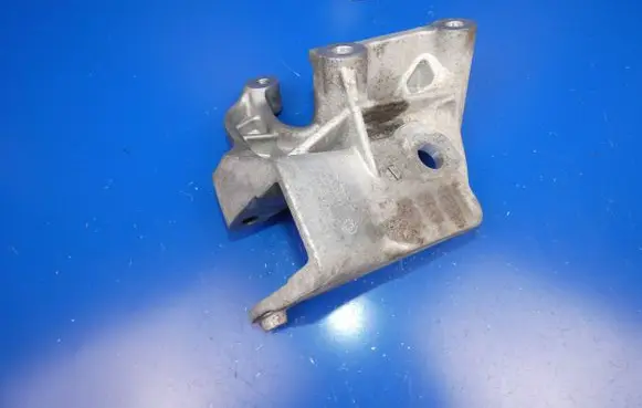 Volvo XC60 Engine mounting bracket 31430490 AD7VM 0332