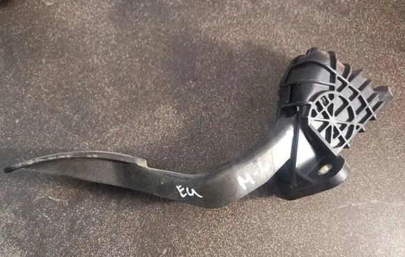 Mazda 6 Accelerator throttle pedal 1988003420