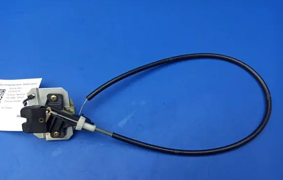 Mercedes-Benz S W140 Glove box lock 