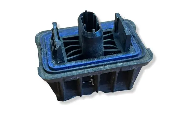 BMW 6 F06 Gran coupe Jacking socket point 7042974