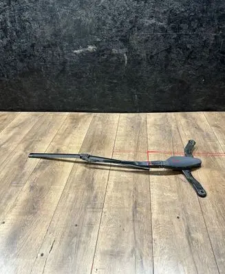 Mercedes-Benz E W211 Front wiper blade arm A2118200444