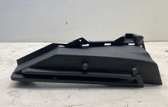 Skoda Octavia Mk3 (5E) Parcel shelf load cover mount bracket 5E5867761