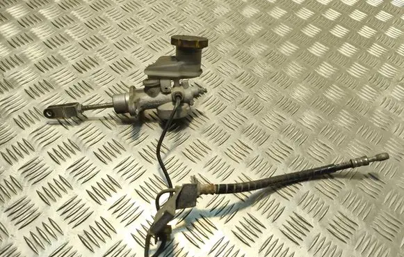 Subaru Forester SH Clutch master cylinder 