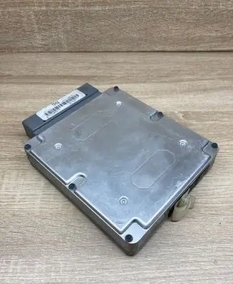 Ford Mondeo MK I Engine control unit/module ECU F7FF12A650FE TPM4 FSJ318881E