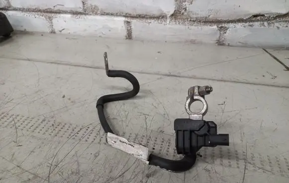Skoda Octavia Mk2 (1Z) Negative earth cable (battery) 1K0915181H