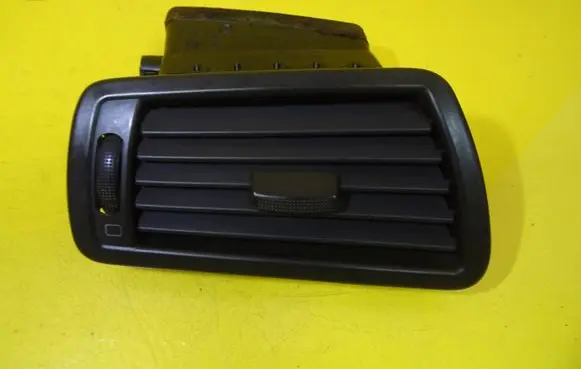 Peugeot 807 Dashboard side air vent grill/cover trim 1484109077