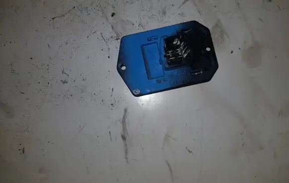 Toyota Auris 150 Heater blower fan relay 