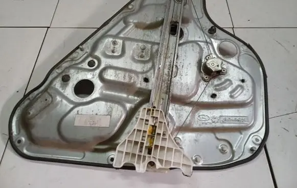 Hyundai i30 Sliding door window regulator with motor