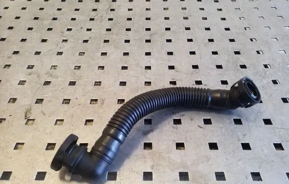 Breather/breather pipe/hose
