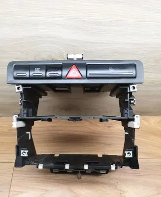 Audi A3 S3 8P Other dashboard part 8P0858005B