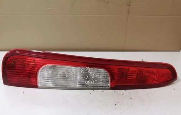Ford Focus C-MAX Rear/tail lights 3M5113A603AA 2SK008723