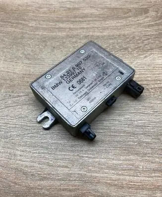 BMW X5 E53 Aerial antenna amplifier 6907520 13399710 USED