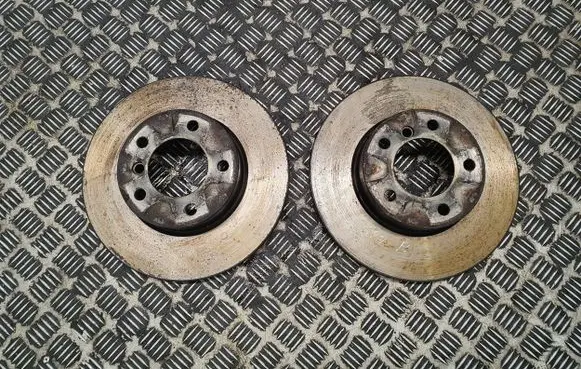 BMW 3 E90 E91 Front brake disc 6854998 34116854998