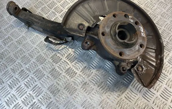 Porsche Cayenne (9PA) Front wheel hub spindle knuckle 7L0407257A