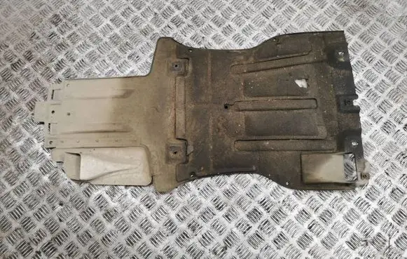Center/middle under tray cover