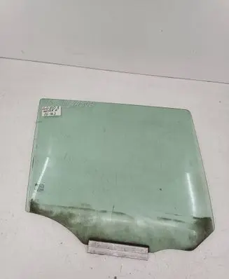Rear door window glass