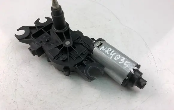Wiper motor