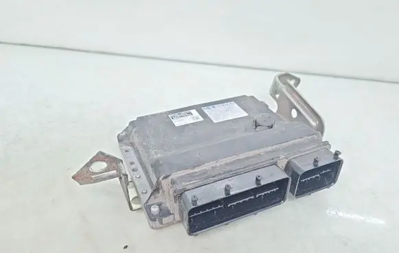Toyota Prius+ (ZVW40) Engine control unit/module 8966147480