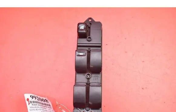 Mitsubishi Grandis Electric window control switch