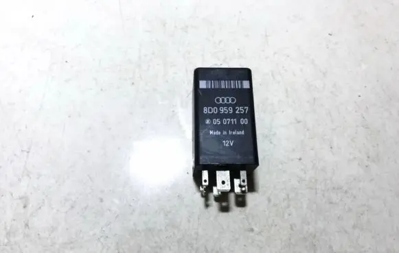 Audi A4 S4 B5 8D Other relay 8d0959257 05071100
