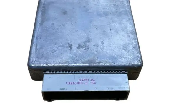 Ford Focus Engine control unit/module 1000287