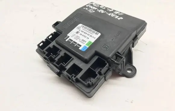 Mercedes-Benz Sprinter W906 Door control unit/module A1698209226 05072374 74052905359201