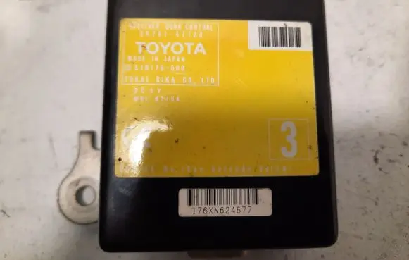 Toyota Prius (XW20) Door control unit/module 61B176000 8974147120