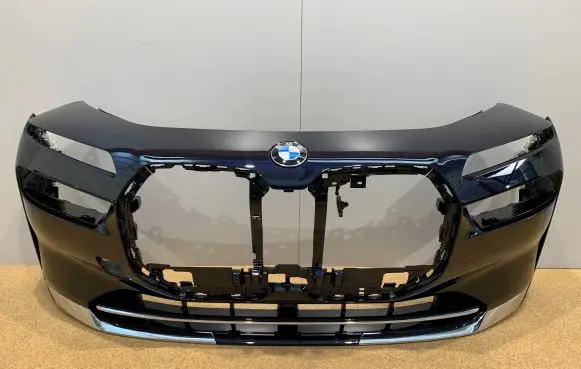 BMW 7 G70 Front bumper