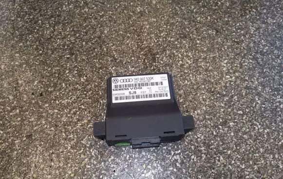 Skoda Octavia Mk2 (1Z) Other control units/modules 1K0907530K 1K0907951
