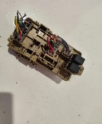 Subaru Forester SF Fuse box set 980717