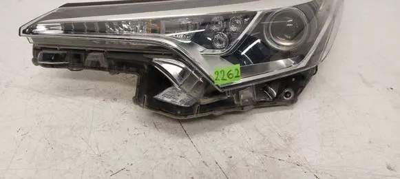 Toyota C-HR I Headlight/headlamp 81150F4031 0904201