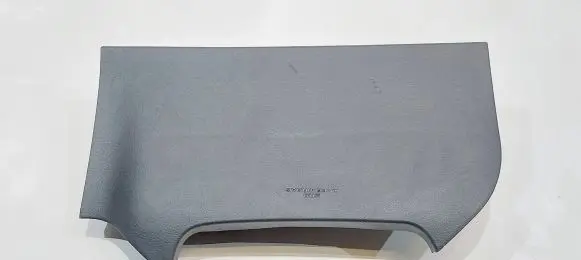 Toyota Verso Knee airbag 