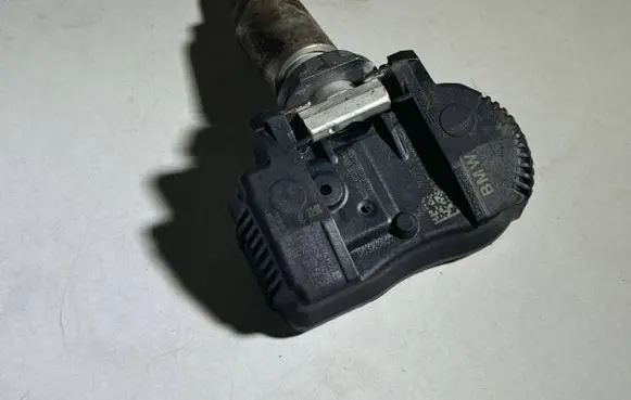 Tire pressure sensor