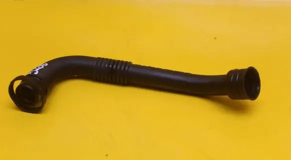 Volkswagen Polo IV 9N3 Breather hose/pipe 045103493D