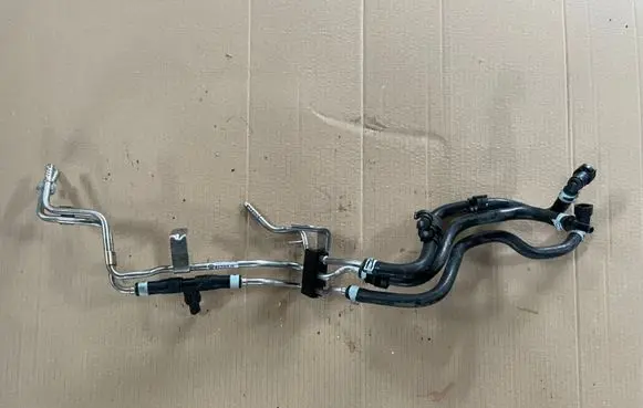 Volkswagen Transporter - Caravelle T6 Fuel line pipe 03N130308K