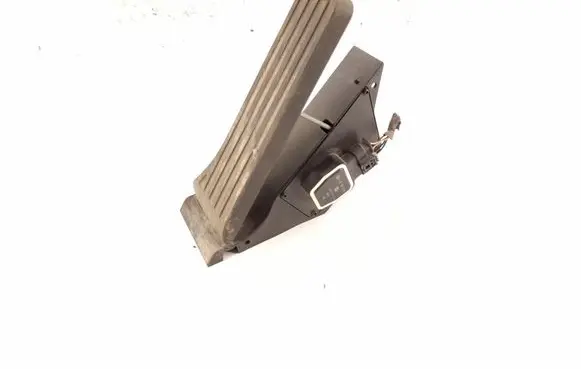 Mercedes-Benz GLK (X204) Accelerator throttle pedal 2043000304 2043001000