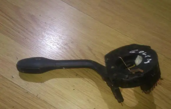 Volkswagen Golf III Indicator stalk
