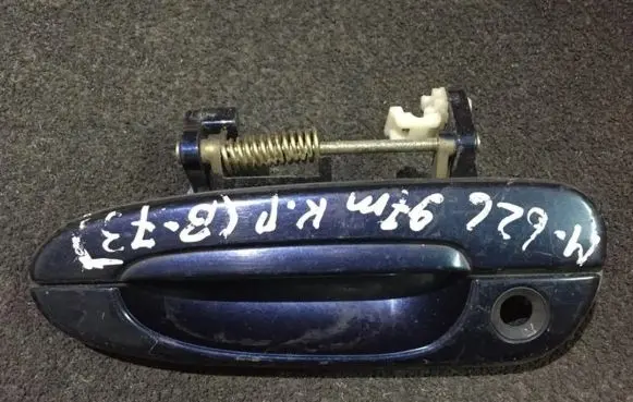 Mazda 626 Front door exterior handle