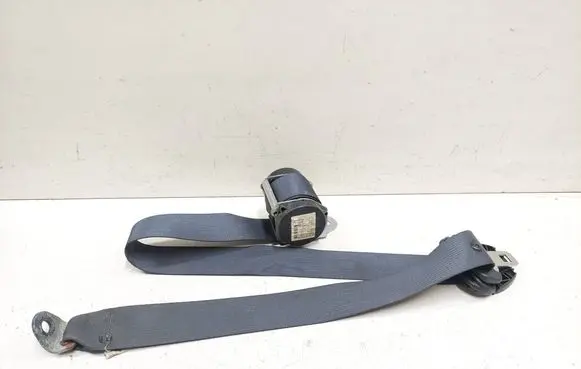 Mitsubishi Outlander Third row seat belt 6066751