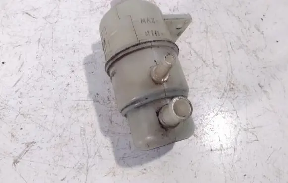 Mitsubishi Outlander Power steering fluid tank/reservoir